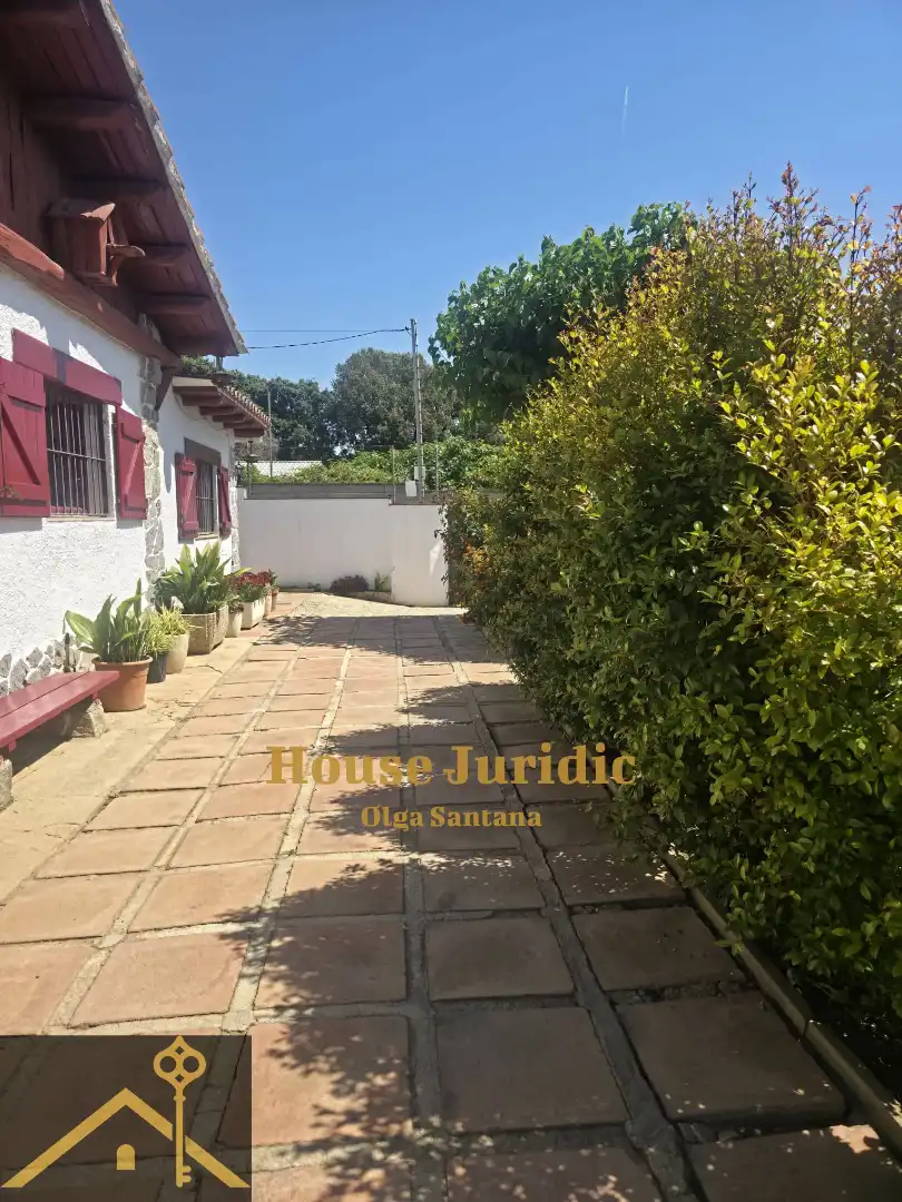Garden of Houses for sale in Mataró  with Air Conditioner, Heating and Private garden