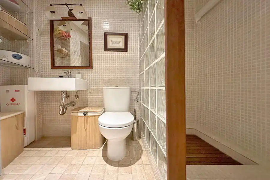 Baño de Dúplex en venta en Torrelodones con Calefacción, Parquet y Horno