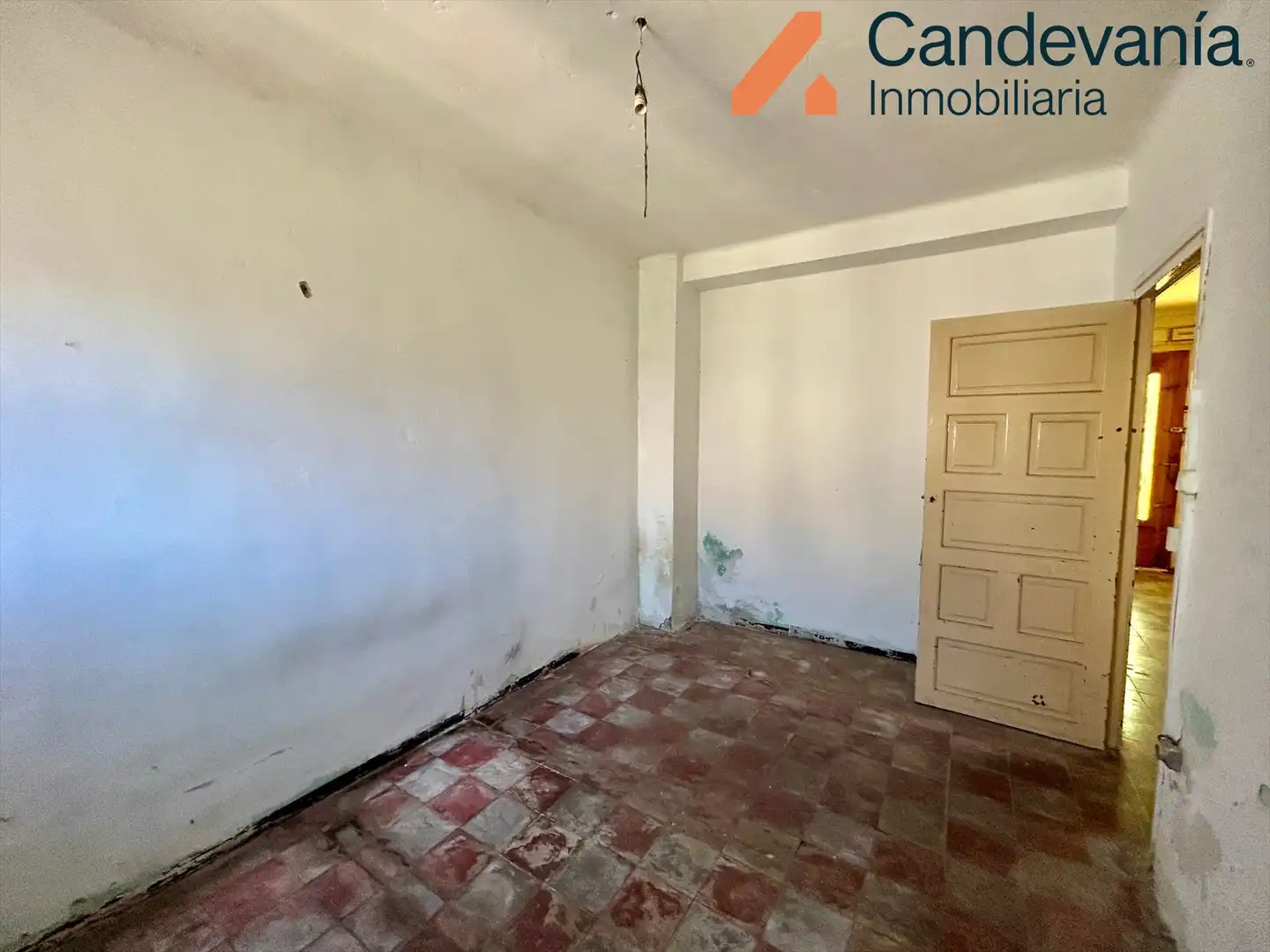 Casa o xalet en venda en Zuera amb Jardí privat