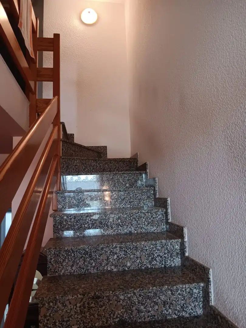 Maisonette zum Verkauf in Camarles mit Heizung, Terrasse und Abstellraum