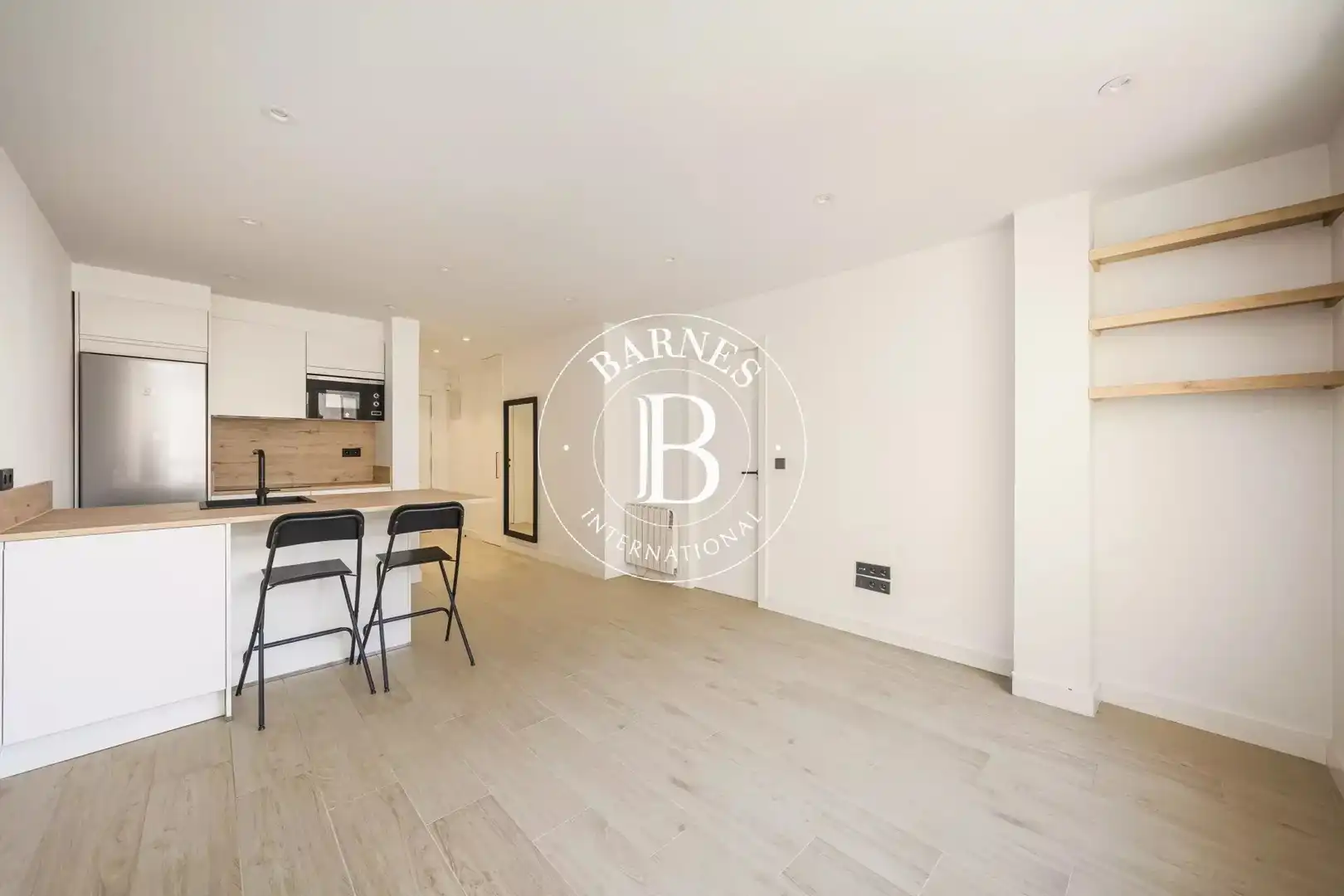 Exterior view of Flat for rent in Madrid  with Air Conditioner, Heating and Oven