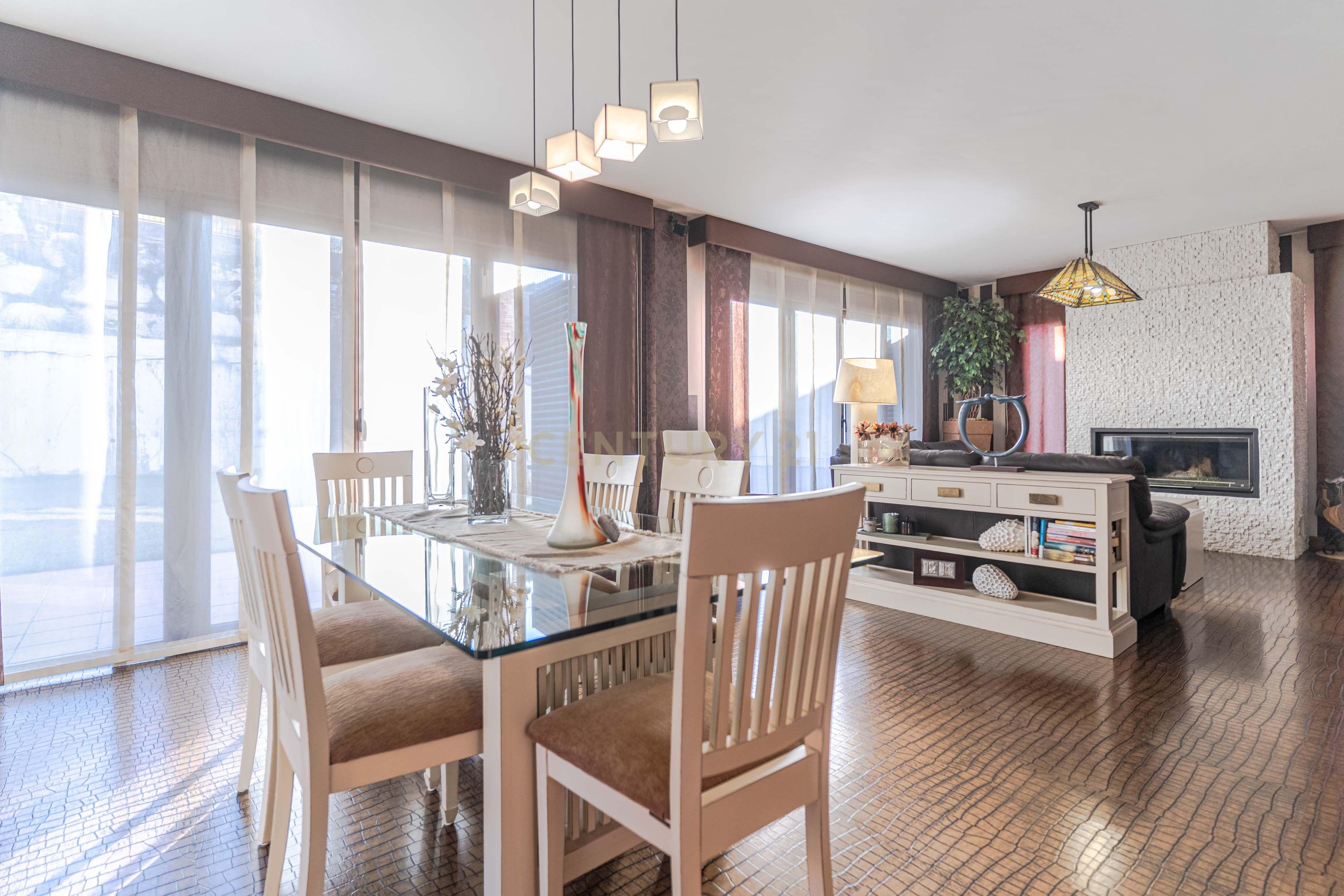 Dining room of House or chalet for sale in La Zubia  with Air Conditioner, Storage room and Swimming Pool