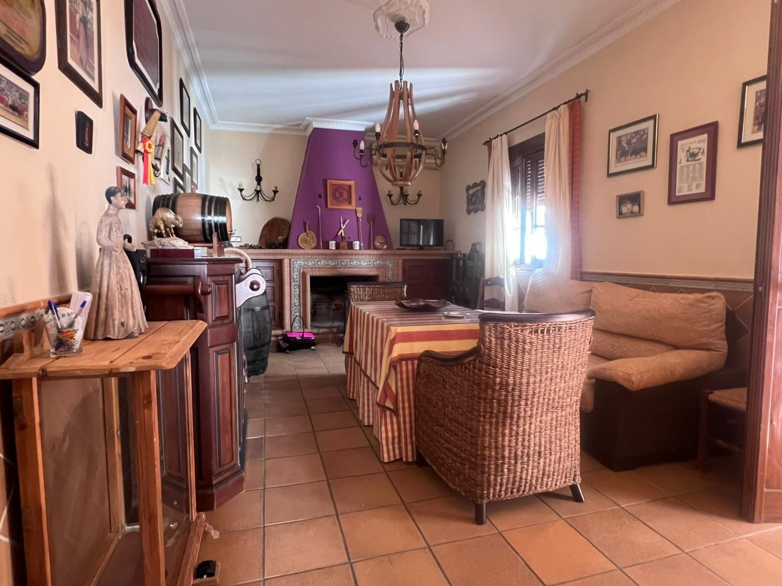 Living room of House or chalet for sale in Gerena  with Air Conditioner, Terrace and Balcony