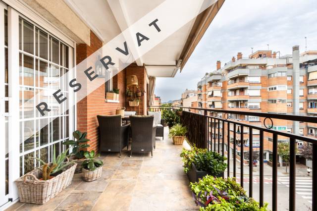 Ático en Venta en Terrassa - CL DR. PEARSON,DEL en Vallparadís - Antic Poble de Sant Pere