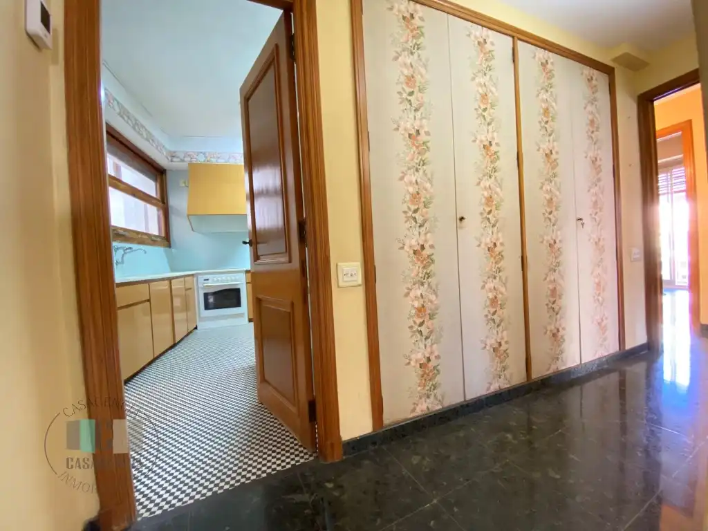 Piso en venta en Plaza Huerto Sogueros, Casco Histórico