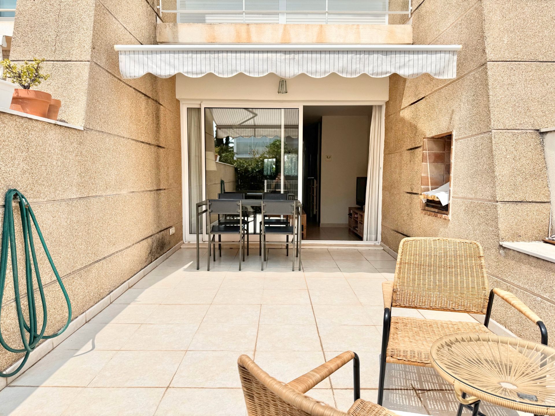 Terraza de Casa o chalet de alquiler en Sagunto / Sagunt con Aire acondicionado, Calefacción y Terraza