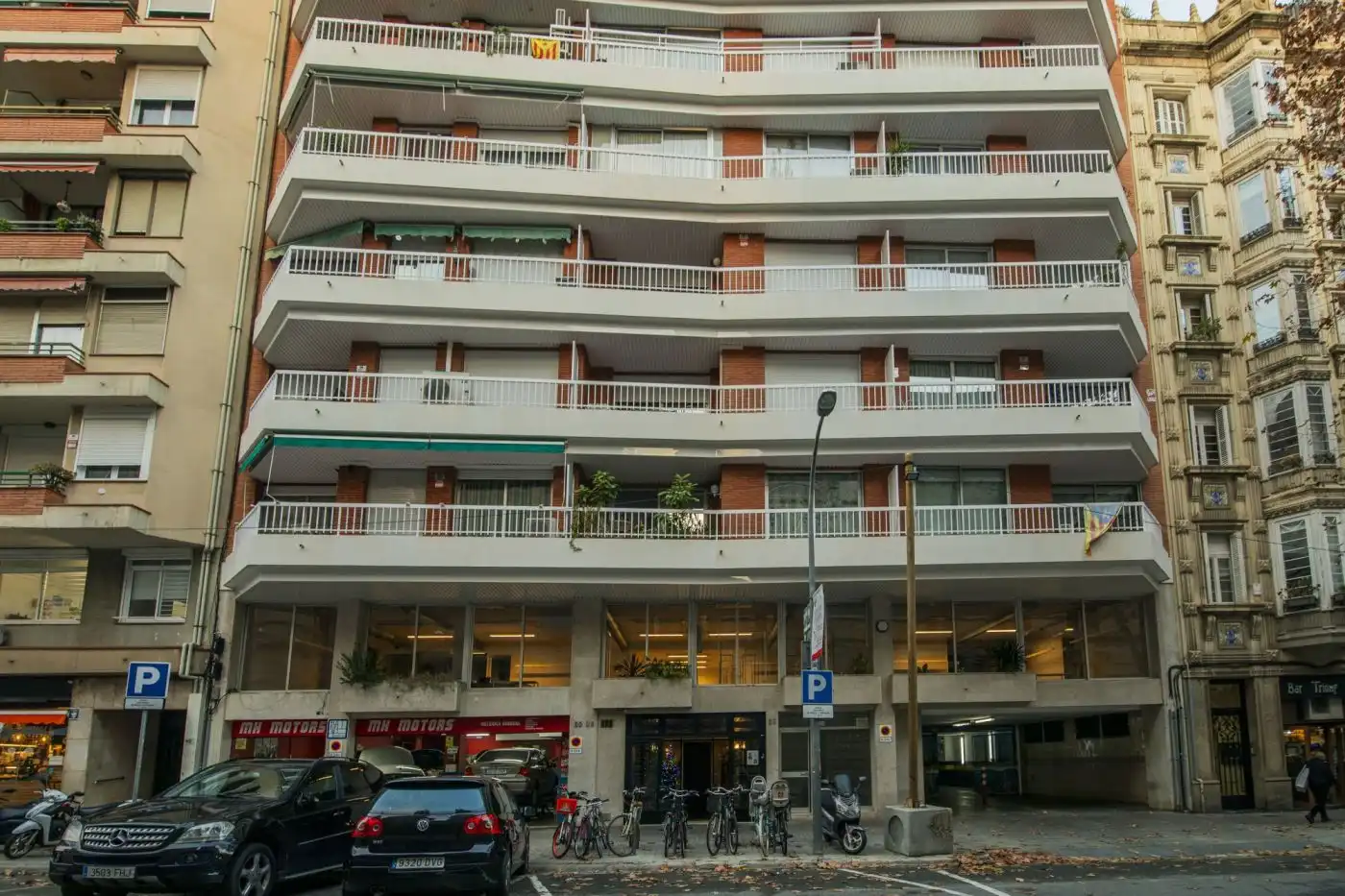 Vista exterior de Oficina de alquiler en Barcelona con Trastero