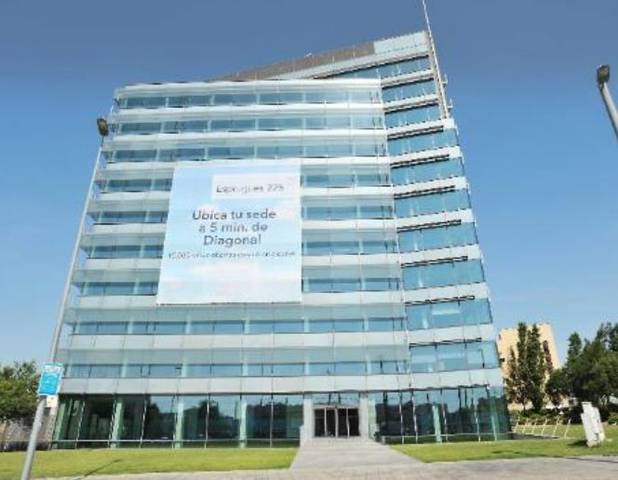 Oficina en Alquiler en de Esplugues en El Pedró