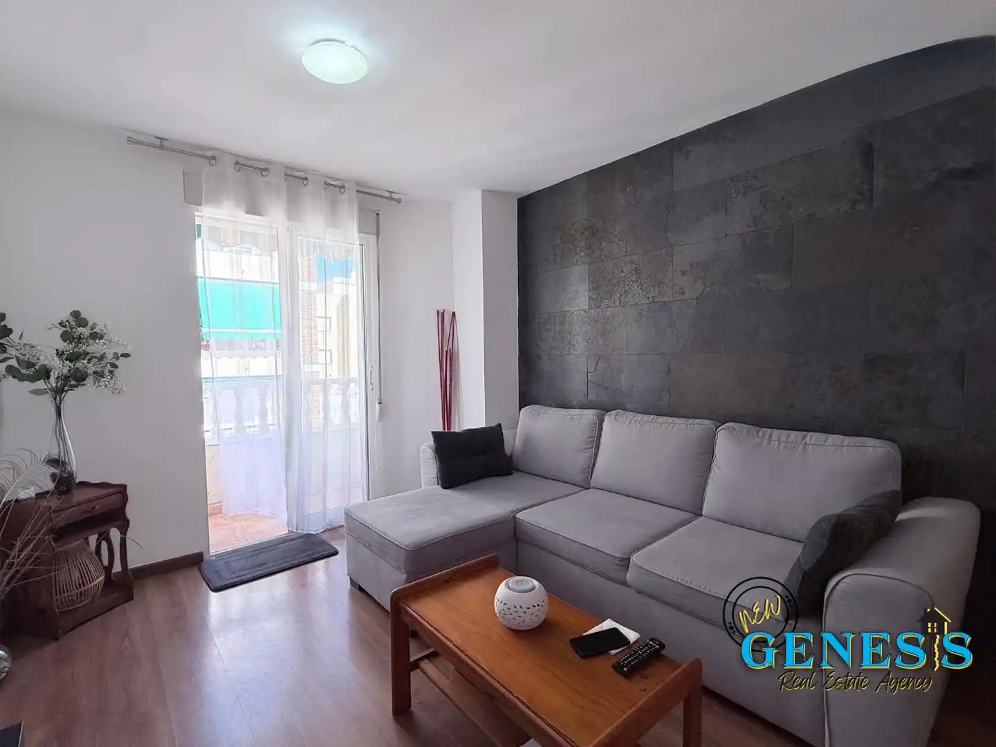 Apartament amb terrassa en venda a Calle Caballero de Rodas 80, imagen 4