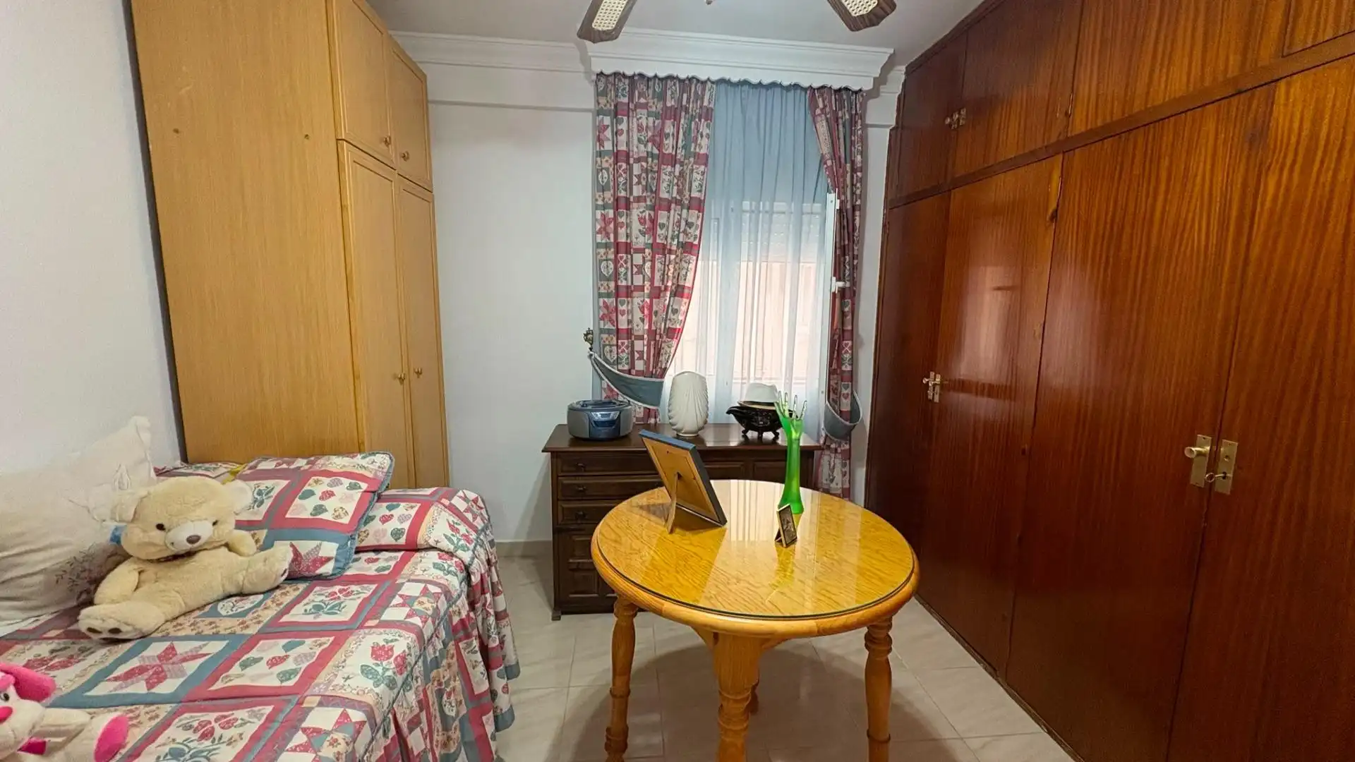 Habitación de Piso en venta en Málaga con Aire acondicionado, Terraza y Amueblado