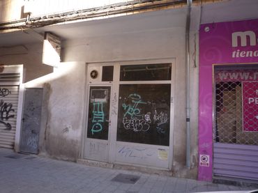 Local comercial en venta en Calle Luis Badía 60