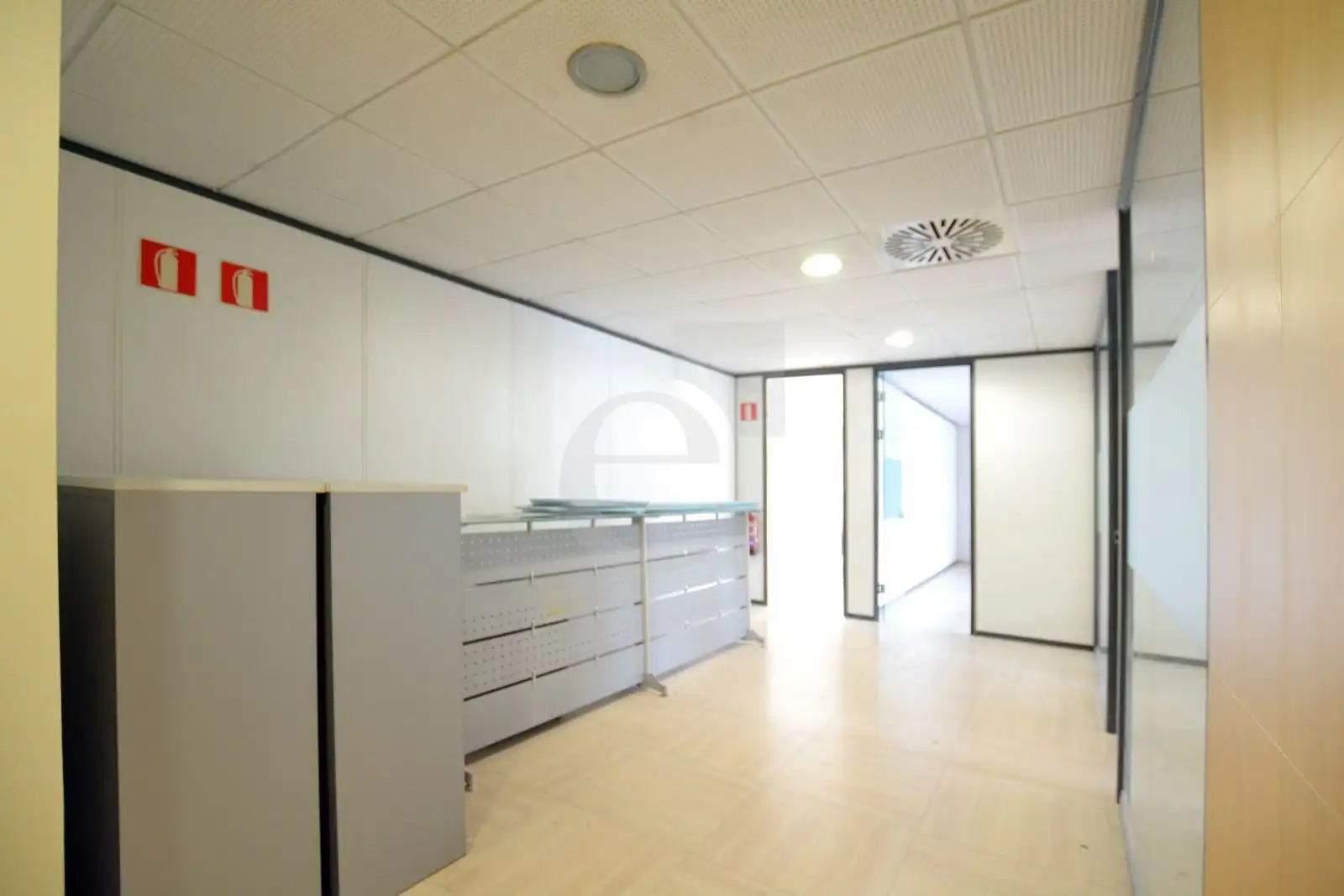 Büro zur Miete in Valencia mit Klimaanlage und Heizung