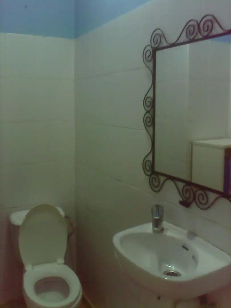 Baño de Nave industrial en venta en Sevilla