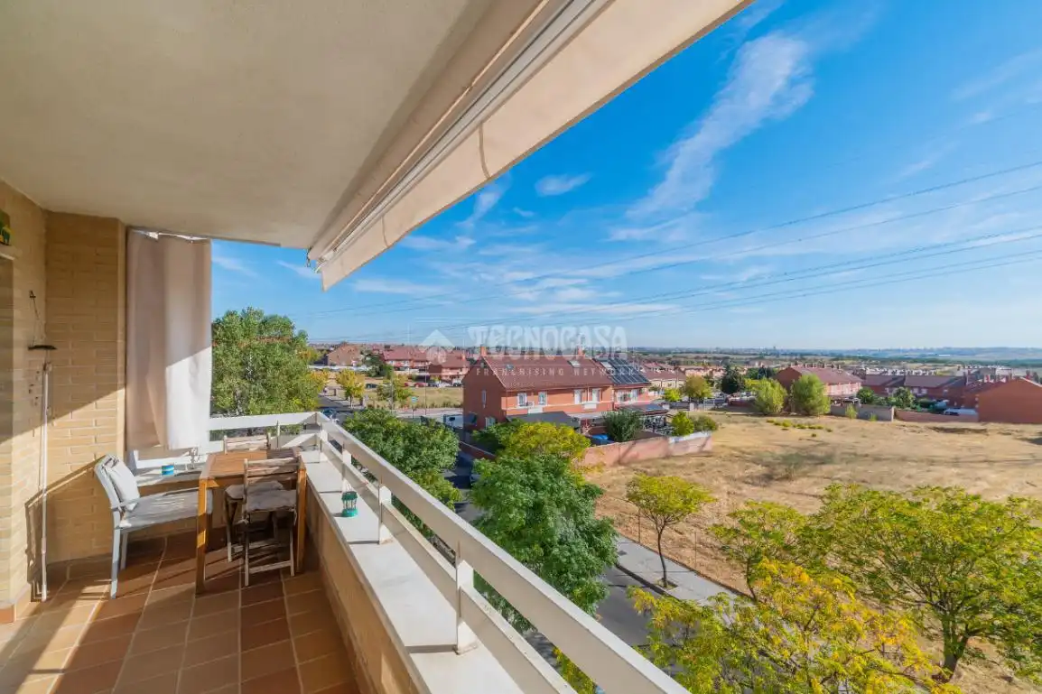Außenansicht von Wohnung zum Verkauf in Arroyomolinos (Madrid) mit Klimaanlage, Heizung und Terrasse