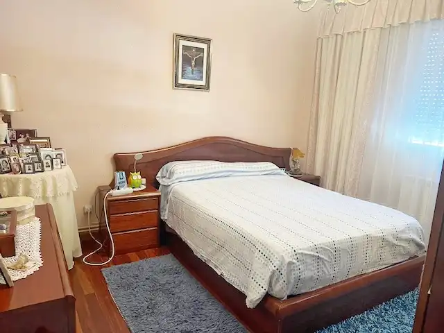Habitación de Piso en venta en Torrelavega  con Calefacción y Trastero
