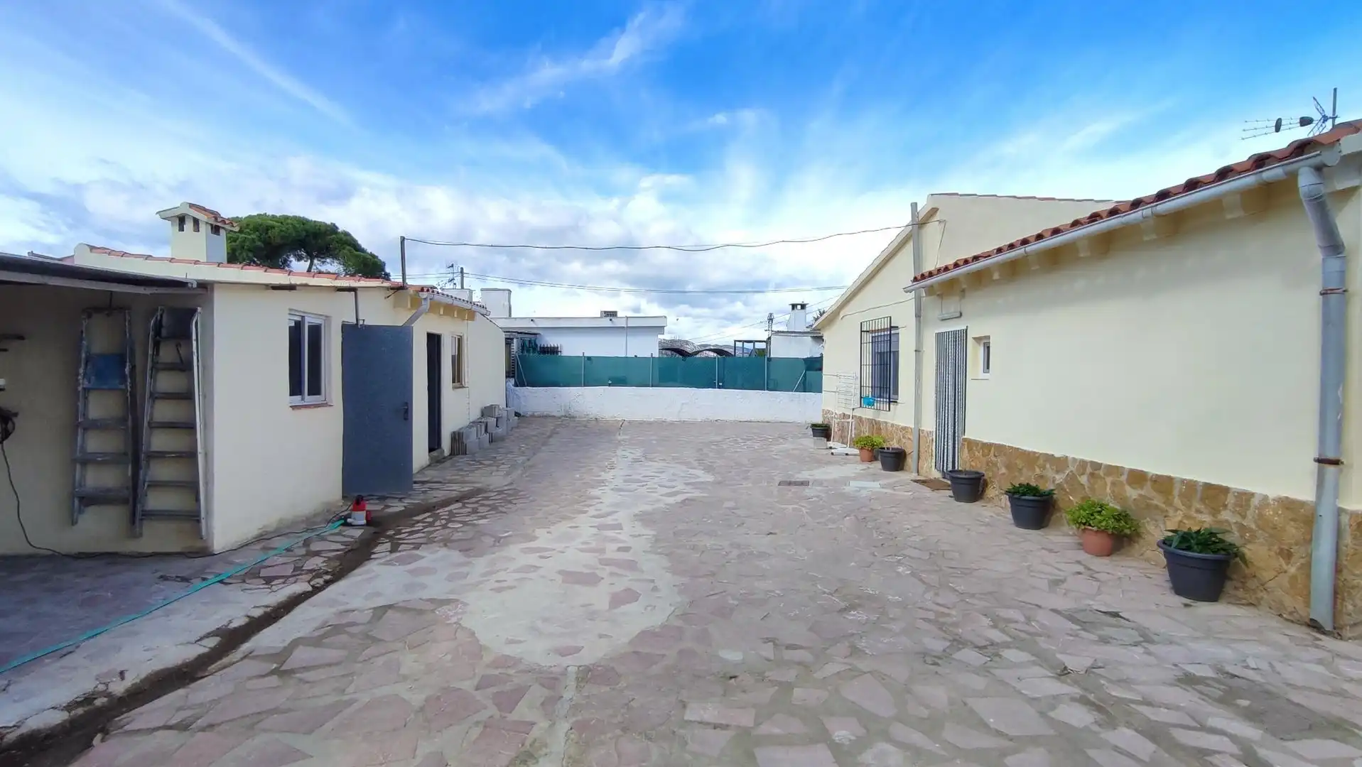 Vista exterior de Casa o chalet en venta en Gandia con Jardín privado, Terraza y Trastero