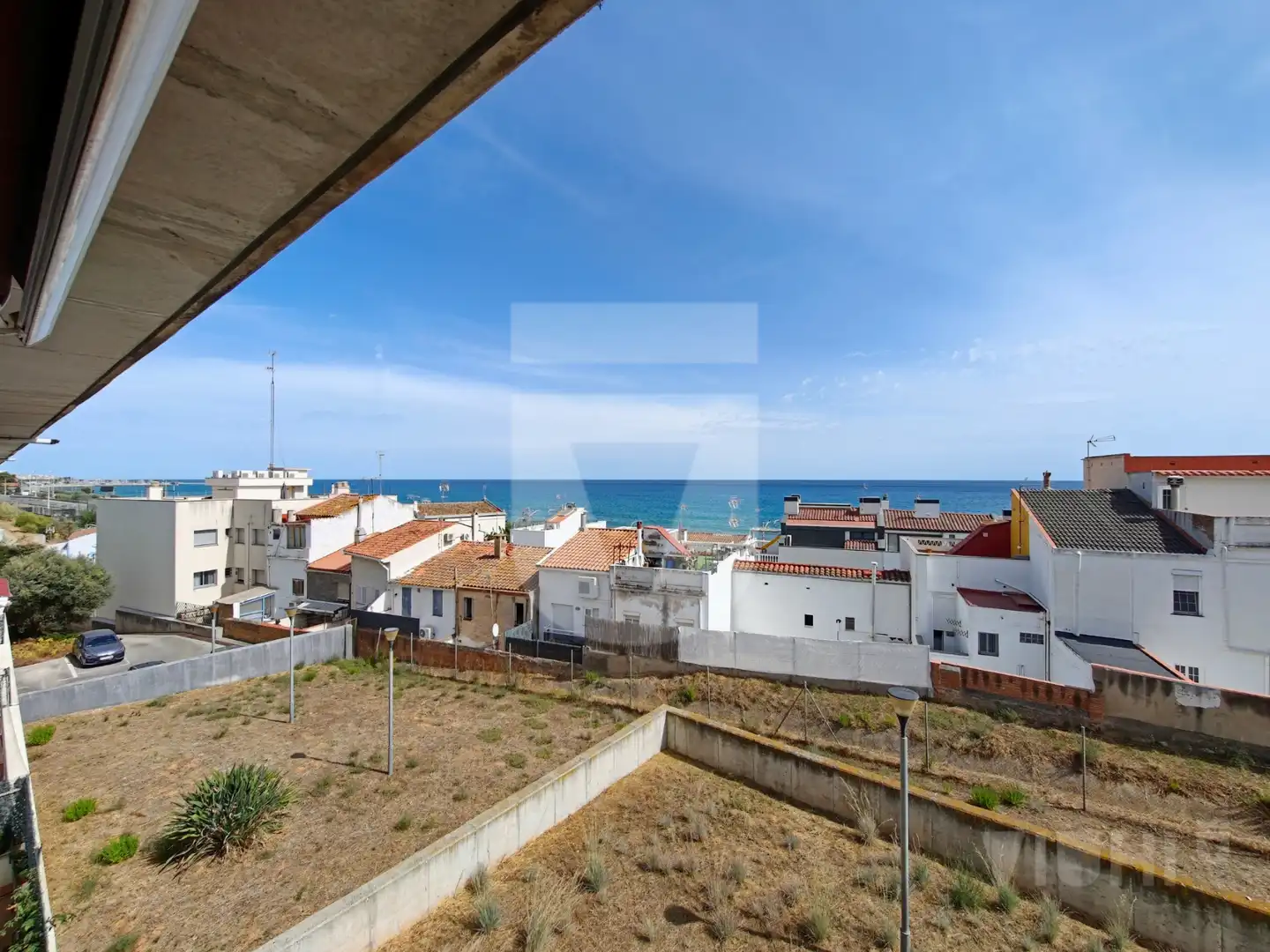 Vista exterior de Piso en venta en Montgat con Aire acondicionado, Calefacción y Parquet