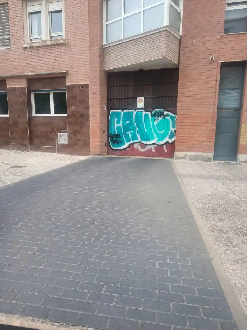 Aparcament amb ascensor en venda a Illera
