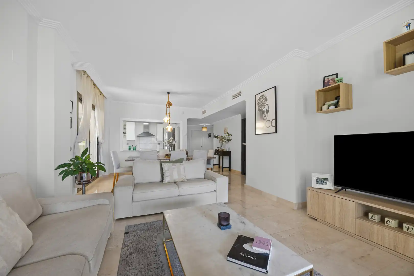 Apartament amb piscina en venda a Benahavís pueblo, imagen 11