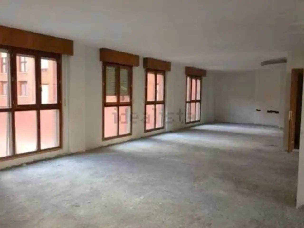 Local comercial en alquiler en Calle Calle Doctor Don Luis Bilbao Libano Kalea S-N