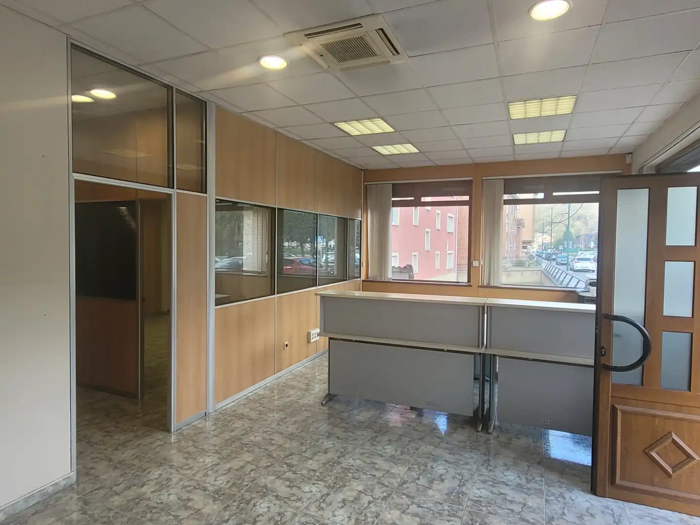 Office for sale in Langreo  with Air Conditioner, Heating and Furnished
