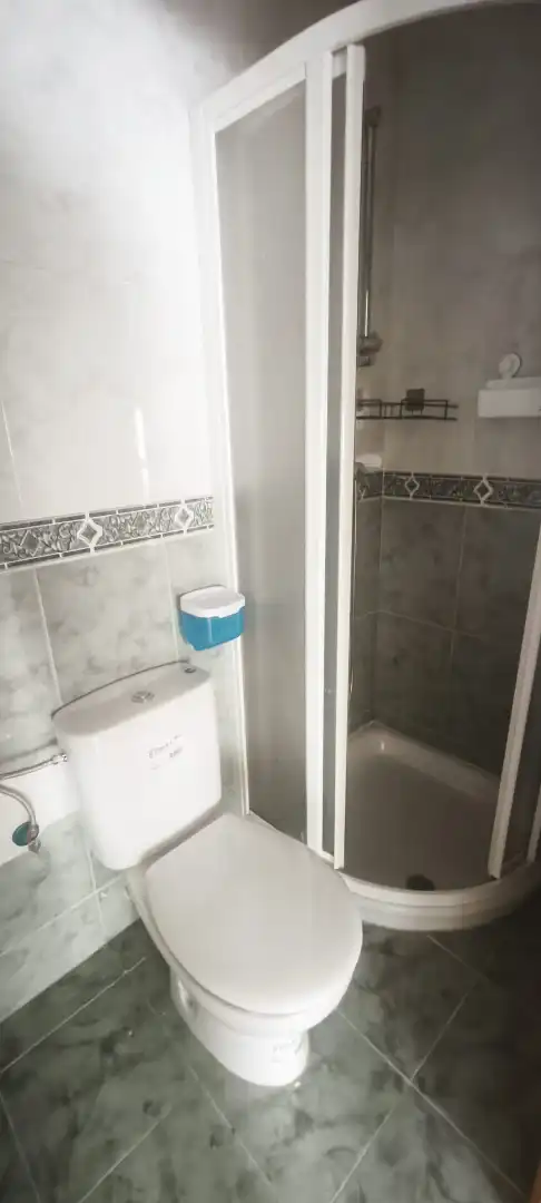 Baño de Piso en venta en Castellón de la Plana / Castelló de la Plana con Aire acondicionado, Calefacción y Trastero