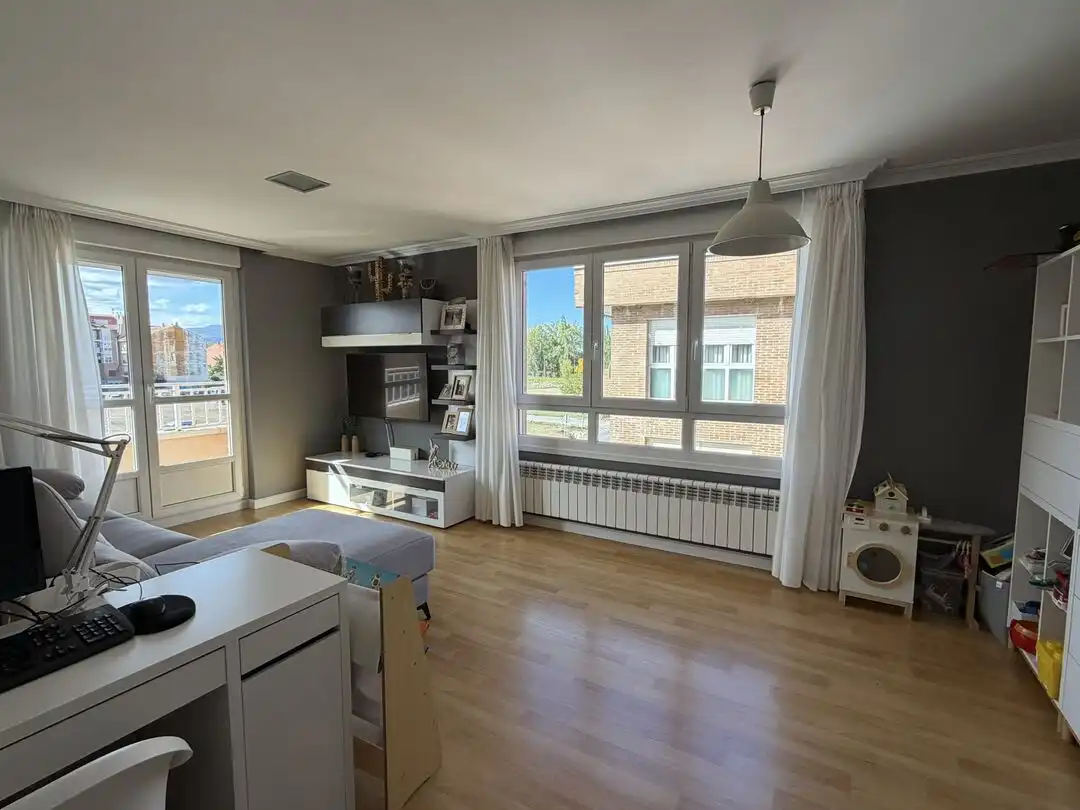 Sala d'estar de Apartament en venda en Alberite, La Rioja