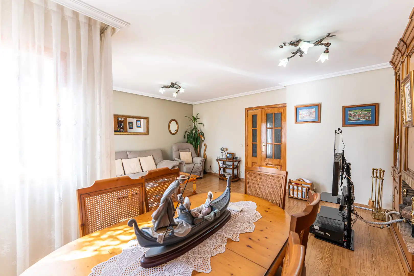 Sala d'estar de Casa adosada en venda en Las Matas  - Peñascales