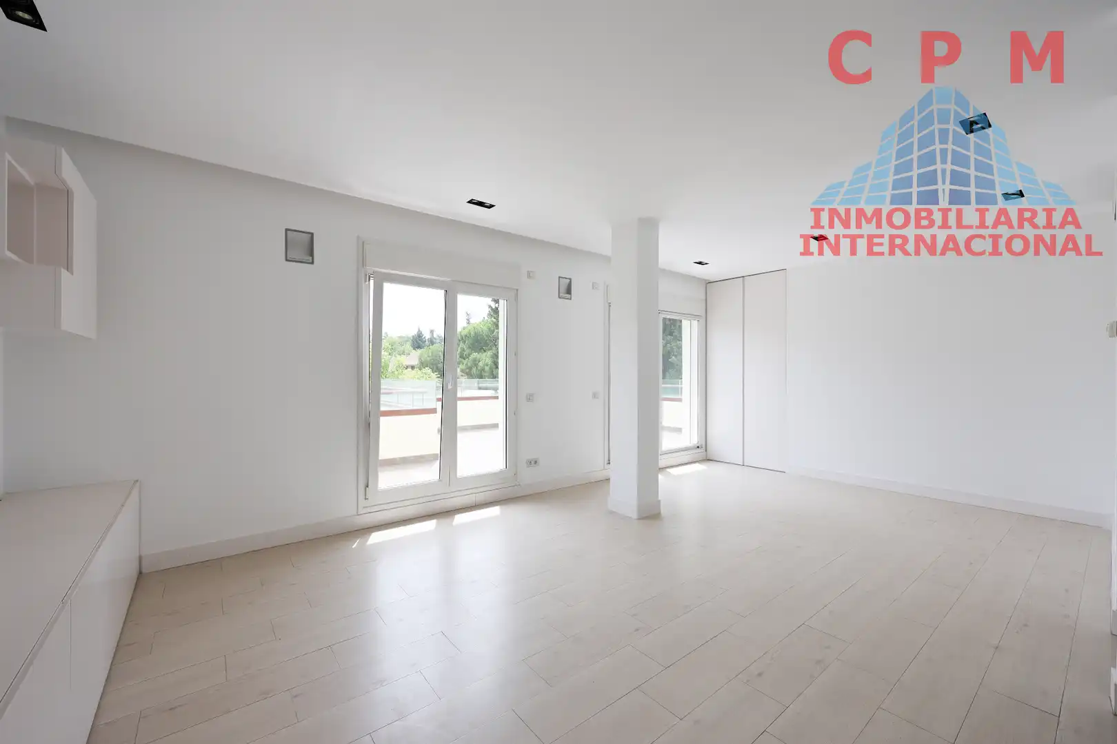 Sala d'estar de Casa o xalet de lloguer en Madrid amb Aire condicionat, Calefacció i Jardí privat