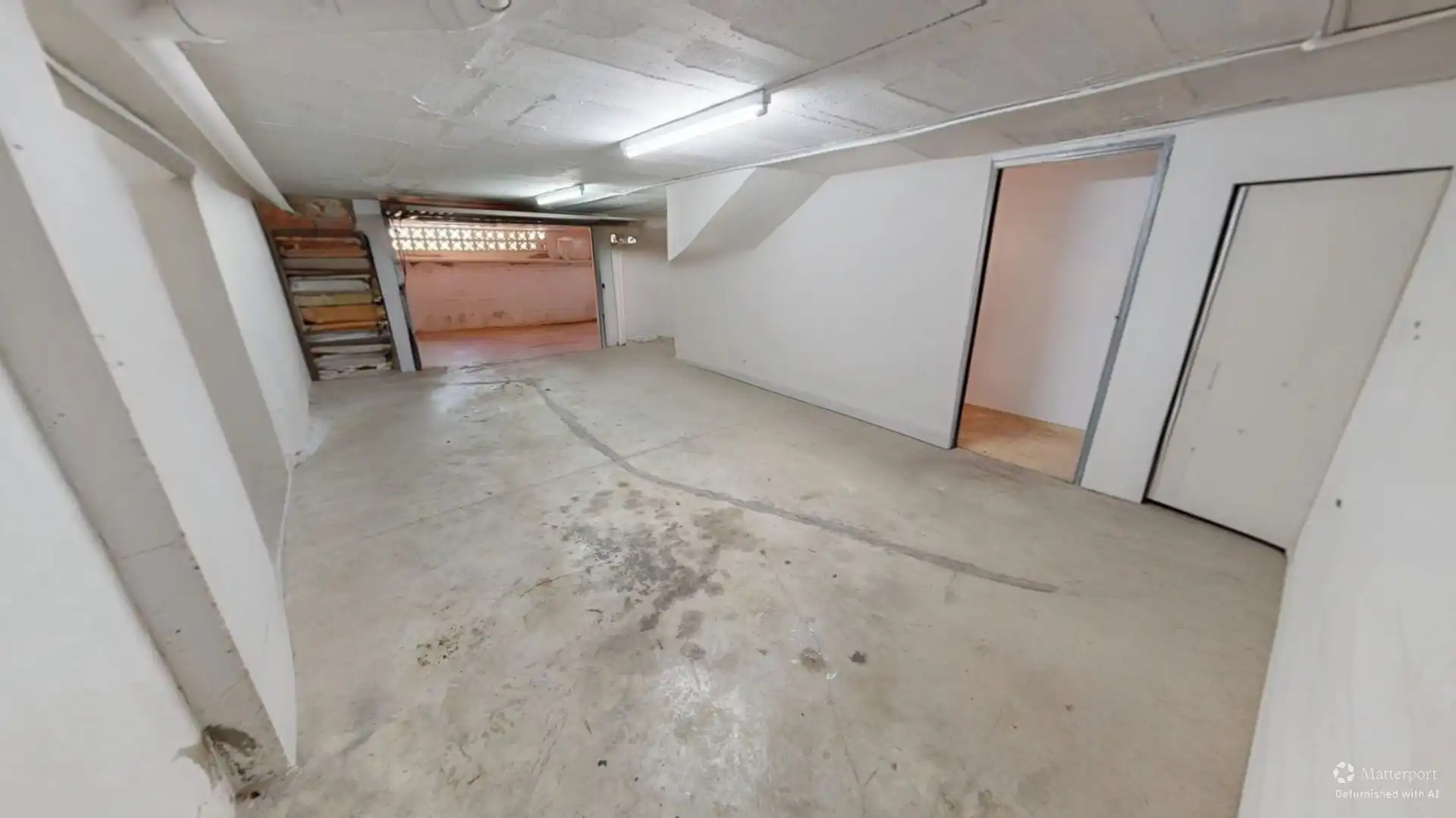 Einfamilien-Reihenhaus zum Verkauf in El Campello mit Klimaanlage, Privatgarten und Terrasse