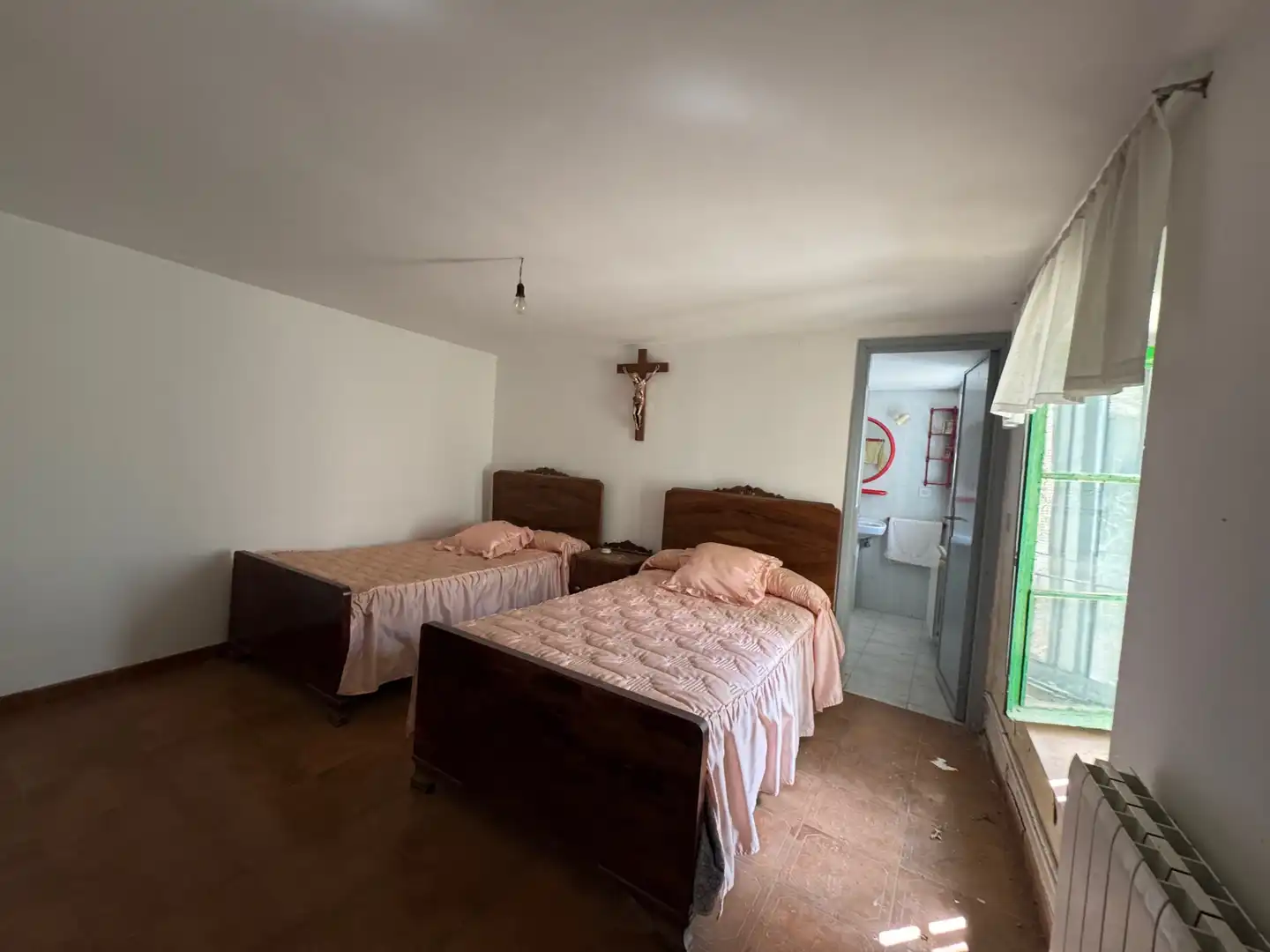 Dormitori de Finca rústica en venda en Mayorga amb Jardí privat i Traster