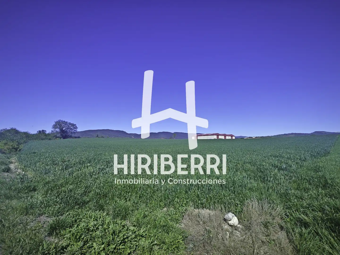 Industrial land for sale in La Puebla de Arganzón 