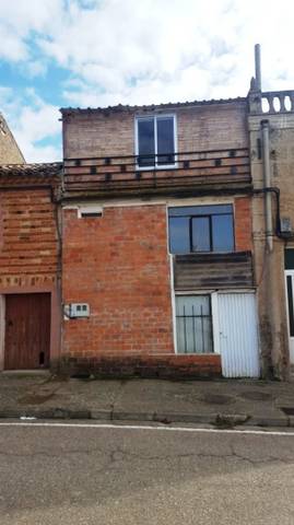 Casa-chalet en Venta en Carretera Burgos en Presencio