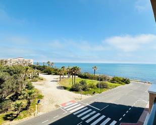 Vista exterior de Apartament en venda en Torrevieja amb Aire condicionat, Calefacció i Jardí privat