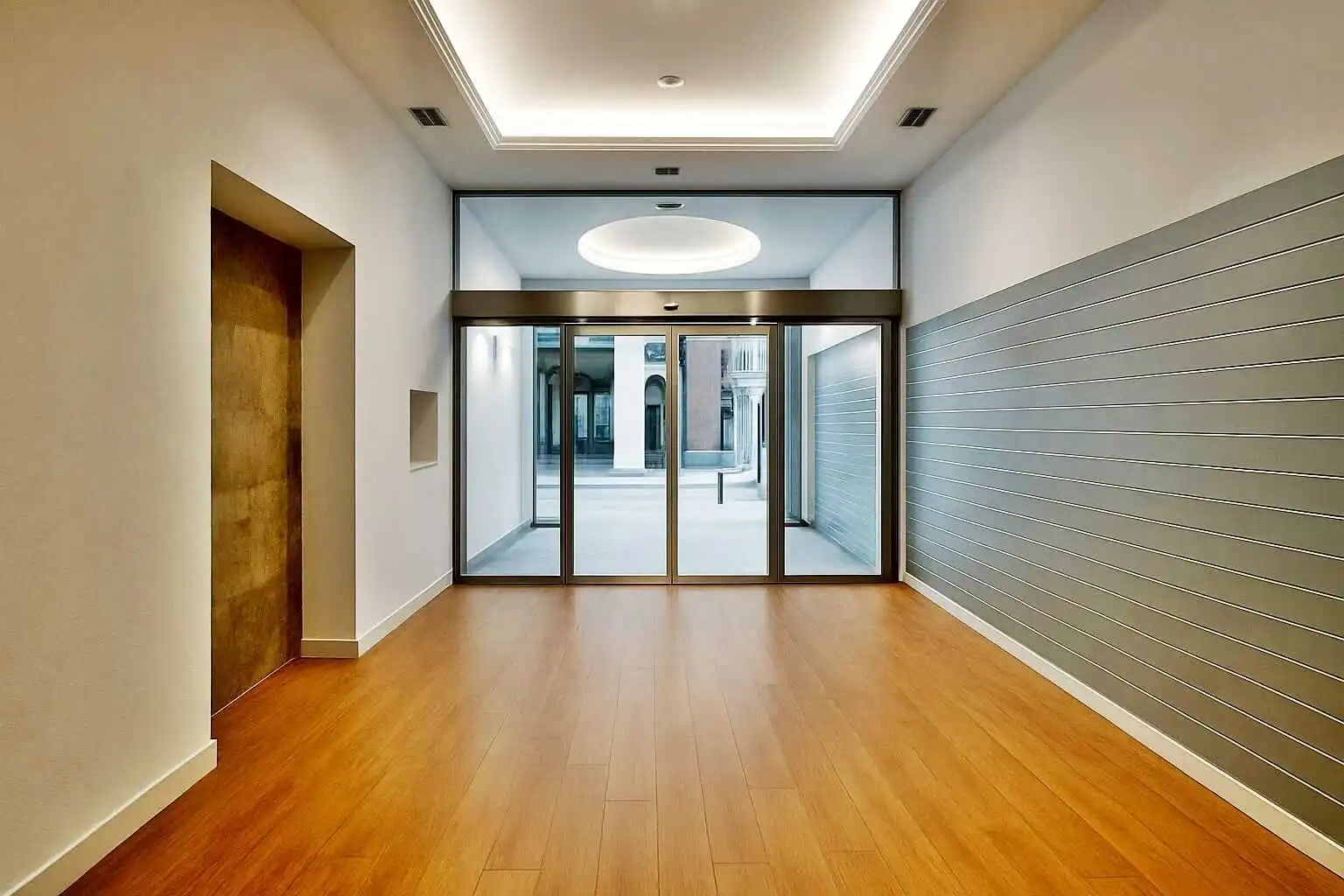 Business premises to rent in Calle José María Pereda, imagen 10