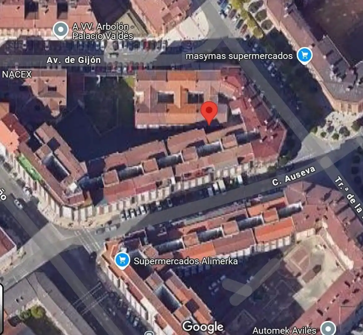 Locale commerciale in vendita a Versalles