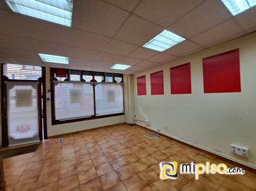 Local comercial en alquiler en Santoña