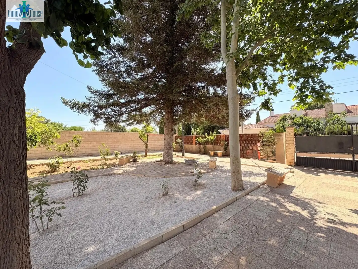Jardí de Casa o xalet en venda en Albacete amb Aire condicionat, Calefacció i Jardí privat