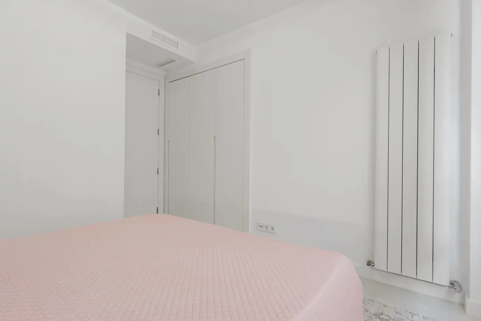 Apartamento con piscina en venta en Estepona Pueblo, imagen 13