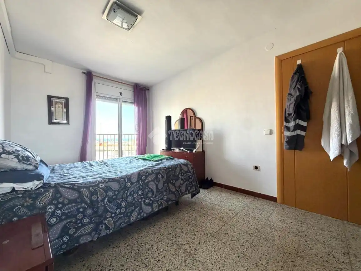 Bedroom of Flat for sale in Badalona  with Air Conditioner and Balcony