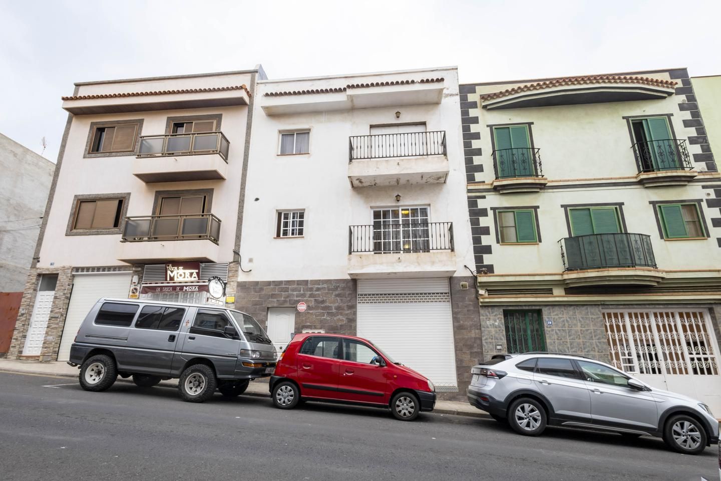 Exterior view of Building for sale in  Santa Cruz de Tenerife Capital