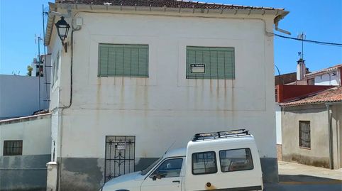Foto 3 de Casa adosada en venda a Avenida Constitución, Casas de Millán, Cáceres