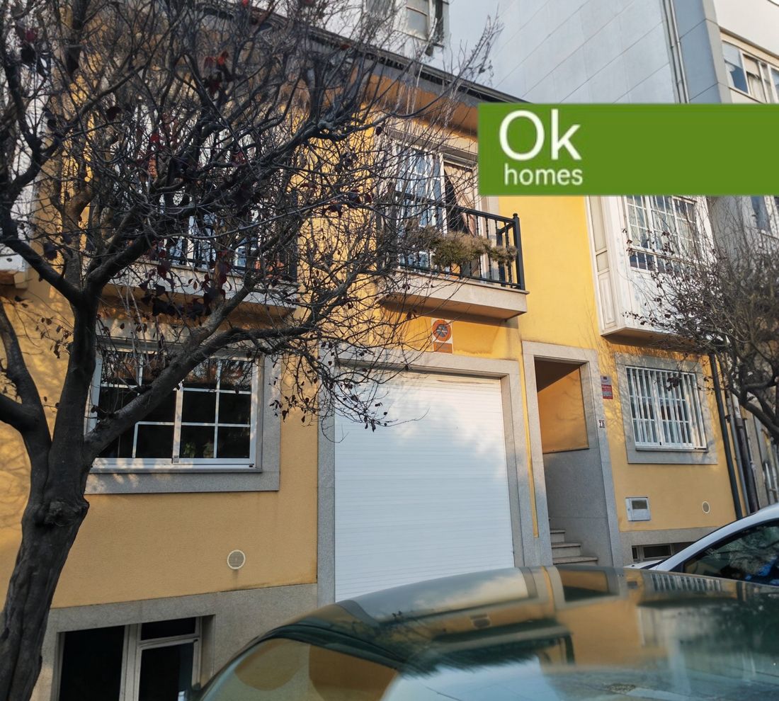 Single-family semi-detached for sale in Oleiros pueblo