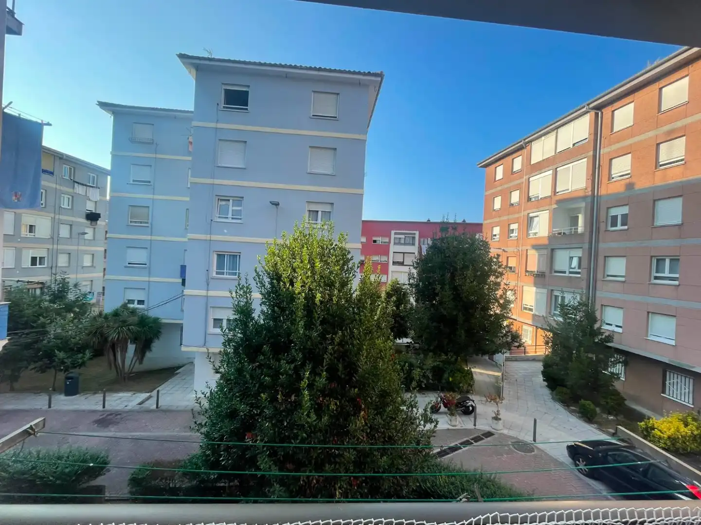 Vista exterior de Pis en venda en Santander amb Calefacció