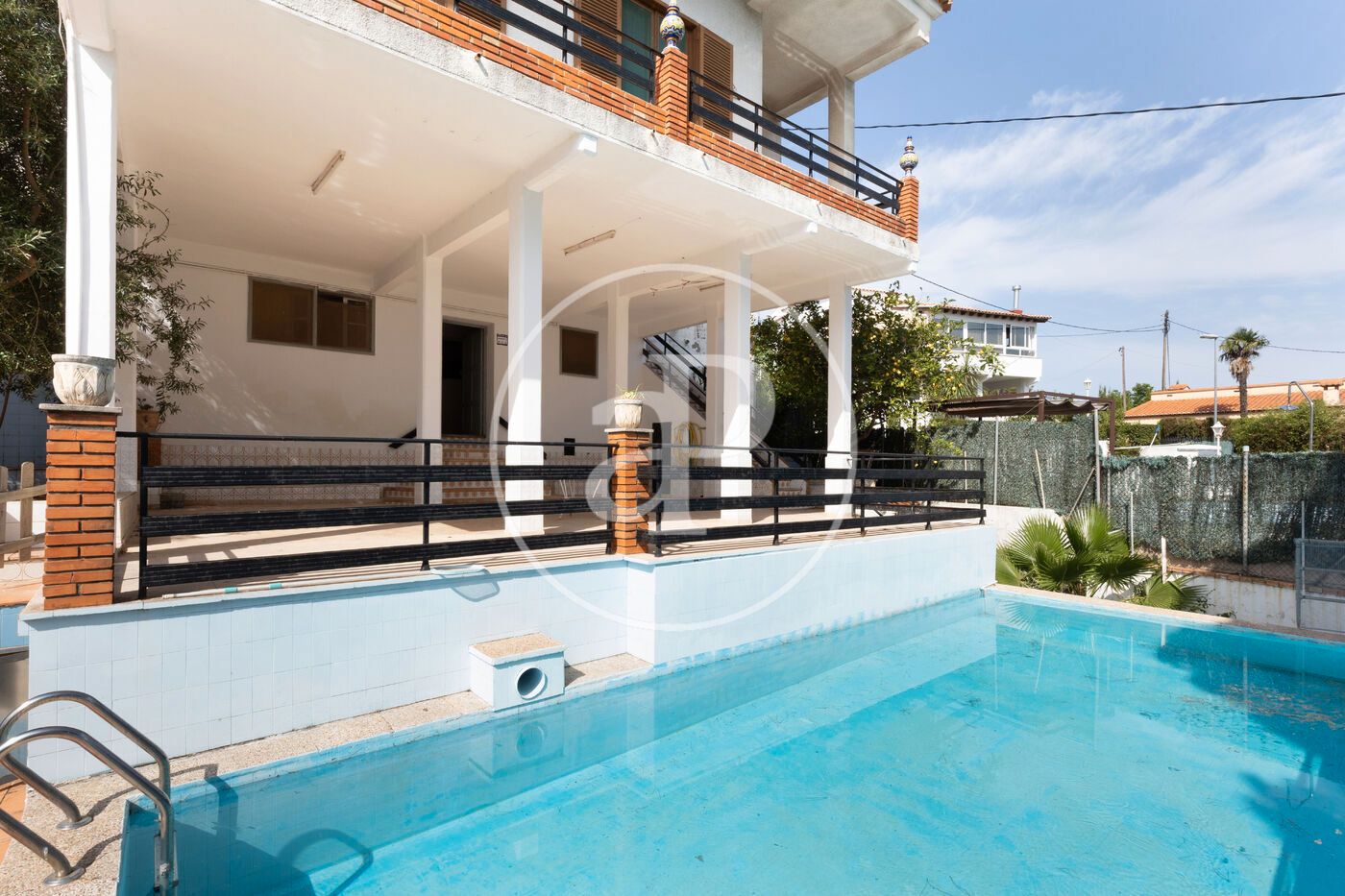 Piscina de Casa adosada en venda en Alzira amb Calefacció