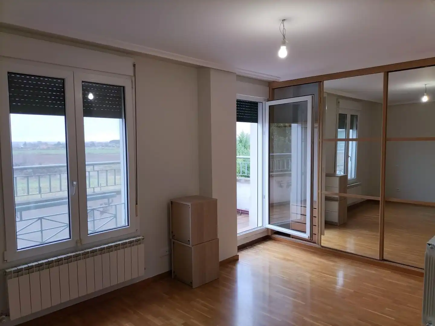 Habitación de Casa adosada en venta en Grijota con Calefacción, Jardín privado y Terraza