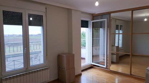 Photo 3 of Single-family semi-detached for sale in Grijota, Palencia