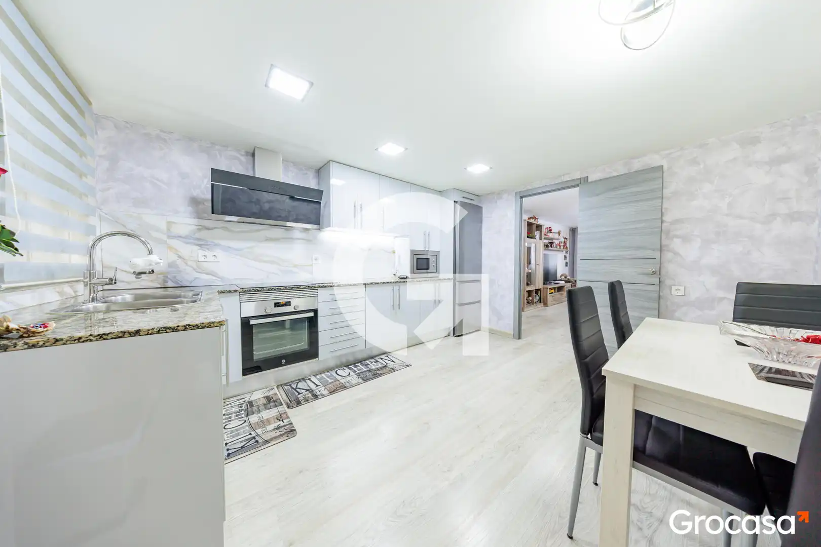 Cocina de Piso en venta en Terrassa con Calefacción
