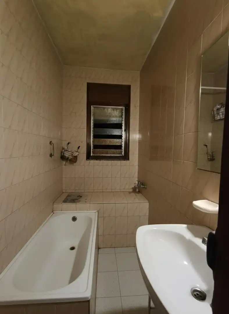 Bany de Edifici en venda en Breda