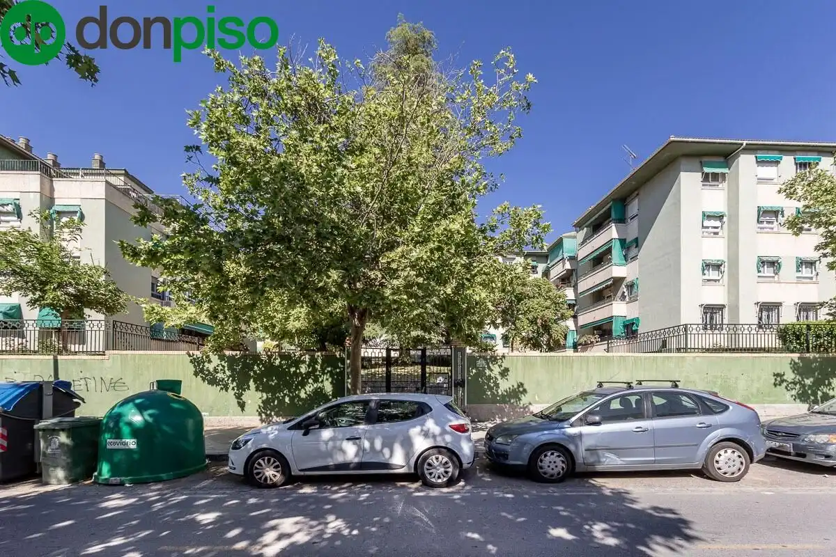 Piso en venta en Calle Bajo de Huétor, 19, Cervantes